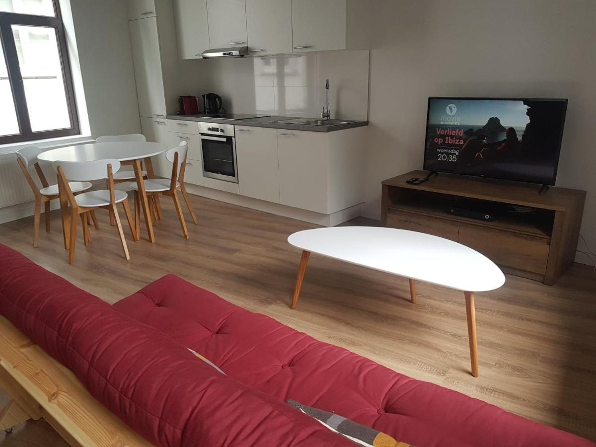 Al In Den Aap Gelogeerd? Apartman Mechelen Kültér fotó